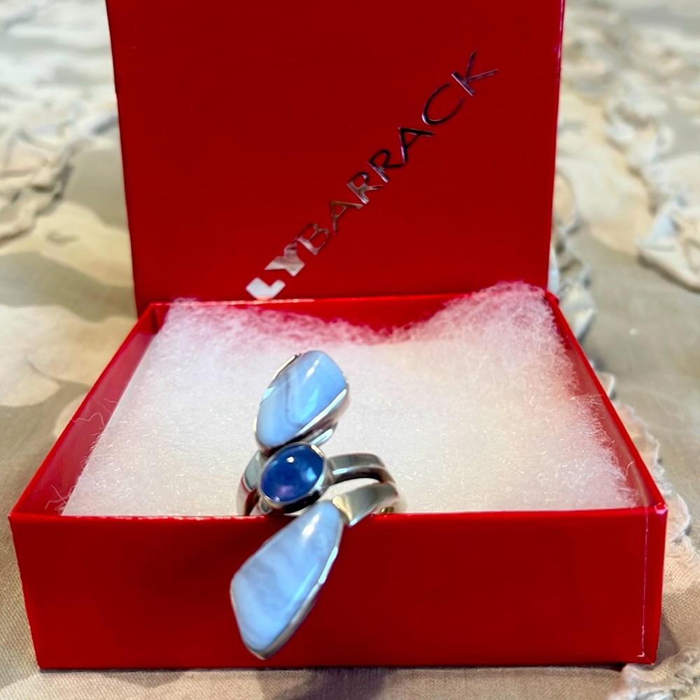 Lilly Barrack Sterling silver .925 Tanzanite Ring size 8